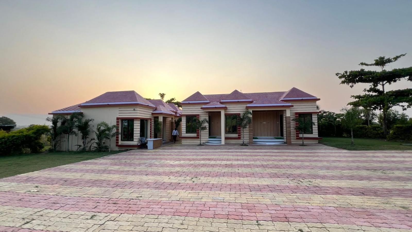 Ajanta Hill Resort Fardapur Phardāpur Exteriör bild